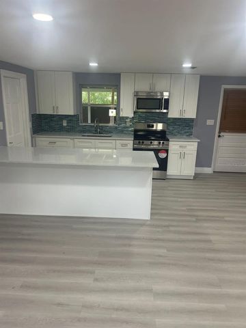 4623 60TH STREET E, Bradenton, FL 34203