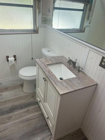 4623 60TH STREET E, Bradenton, FL 34203