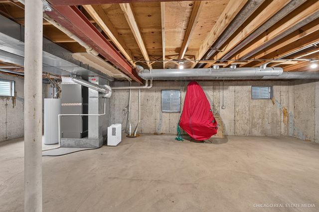 425 Brentwood Court, Roselle, IL 60172