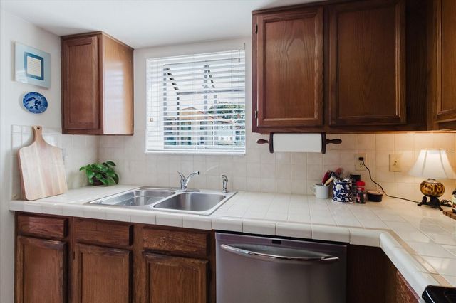 1201 HAMMOCK PINE BOULEVARD 1201, Clearwater, FL 33761