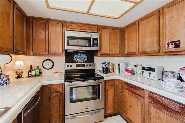 1201 HAMMOCK PINE BOULEVARD 1201, Clearwater, FL 33761