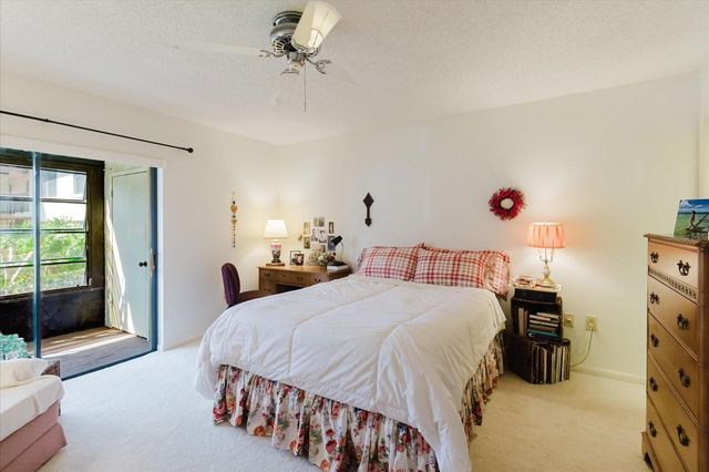 1201 HAMMOCK PINE BOULEVARD 1201, Clearwater, FL 33761