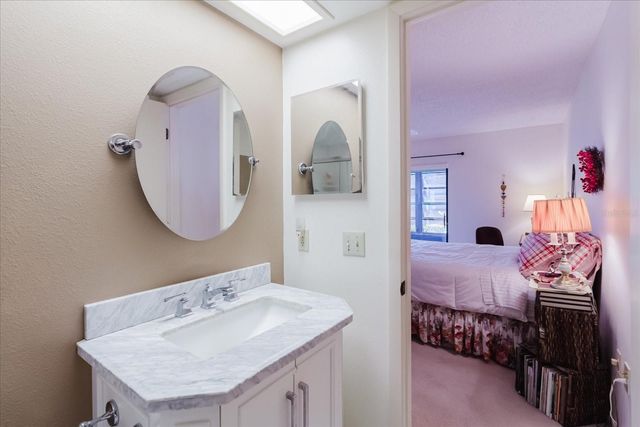 1201 HAMMOCK PINE BOULEVARD 1201, Clearwater, FL 33761