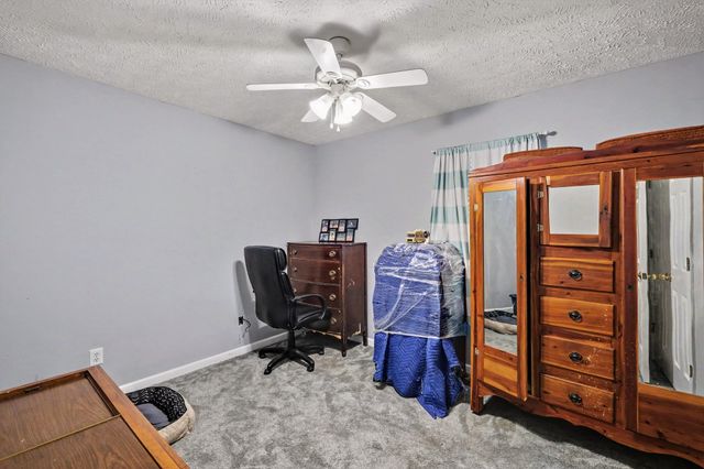 2022 Gardendale Dr, Murfreesboro, TN 37130