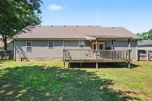 2022 Gardendale Dr, Murfreesboro, TN 37130