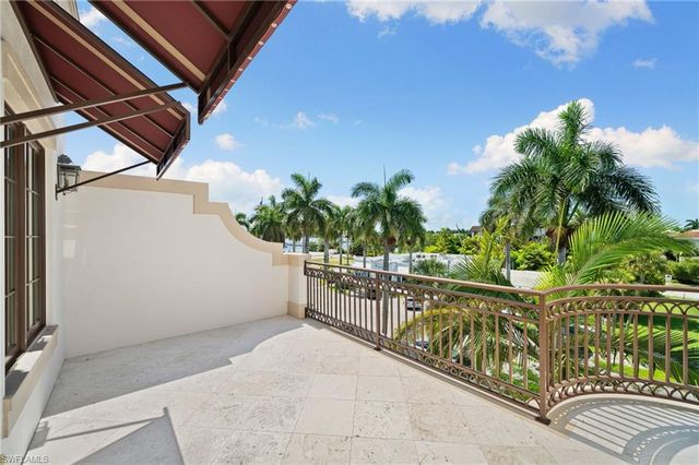 745 12th AVE S # 103, Naples, FL 34102