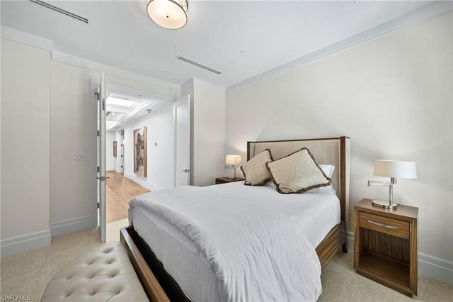 745 12th AVE S # 103, Naples, FL 34102