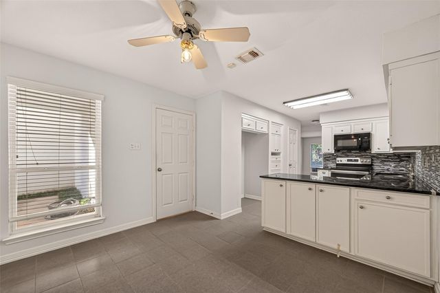 7655 S Braeswood Boulevard 47, Houston, TX 77071