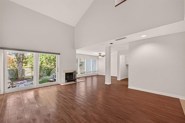 7655 S Braeswood Boulevard 47, Houston, TX 77071