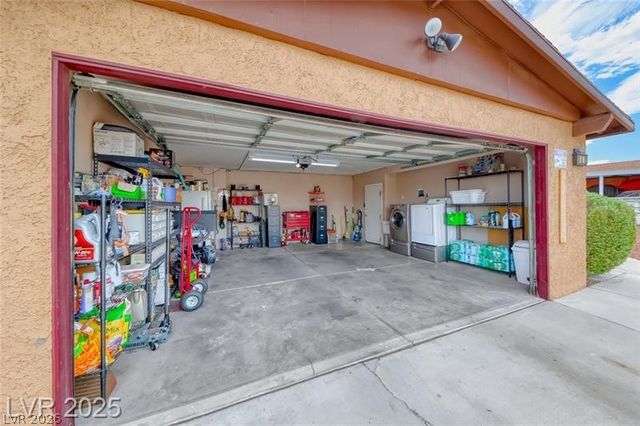 861 East Hacienda Avenue, Las Vegas, NV 89119