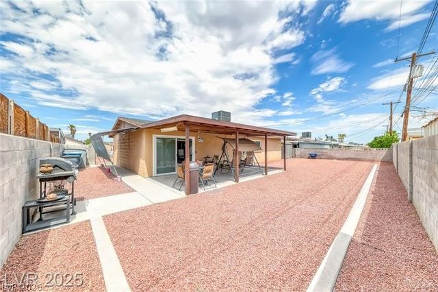861 East Hacienda Avenue, Las Vegas, NV 89119