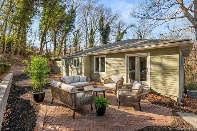 142 Crooked Hill Road, Huntington Station, NY 11743