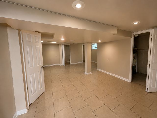 8124 S Wabash Avenue, Chicago, IL 60619