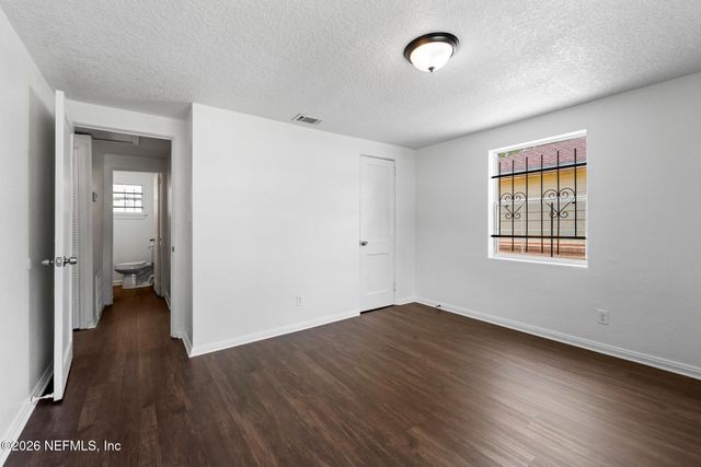 1424 W 9TH Street, Jacksonville, FL 32209