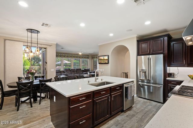 3729 E Robin Lane, Phoenix, AZ 85050