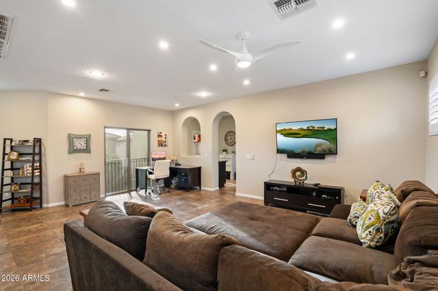 3729 E Robin Lane, Phoenix, AZ 85050