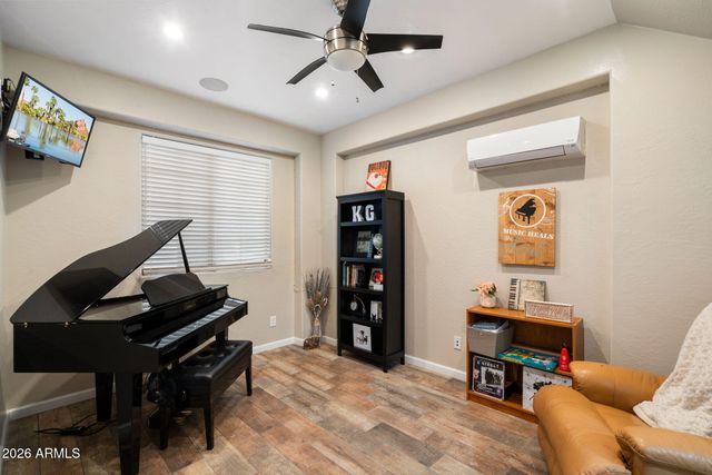 3729 E Robin Lane, Phoenix, AZ 85050