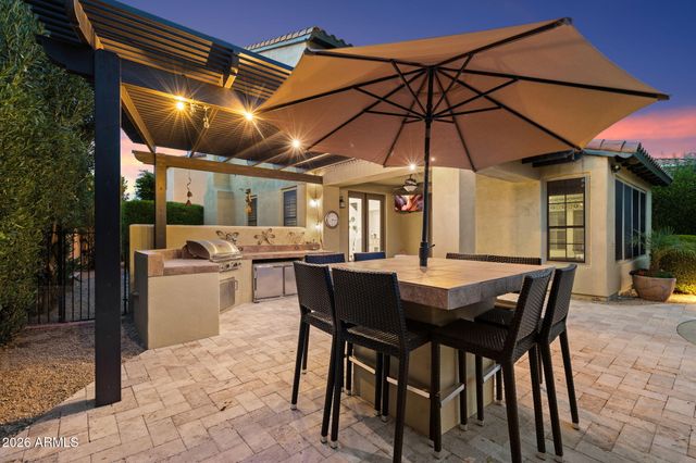 3729 E Robin Lane, Phoenix, AZ 85050