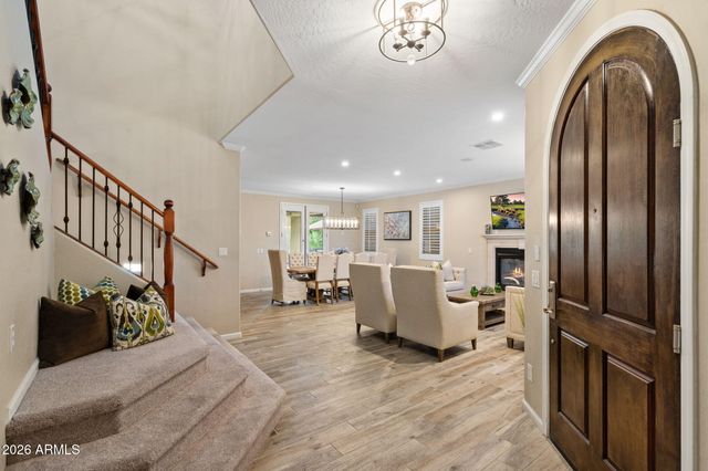 3729 E Robin Lane, Phoenix, AZ 85050