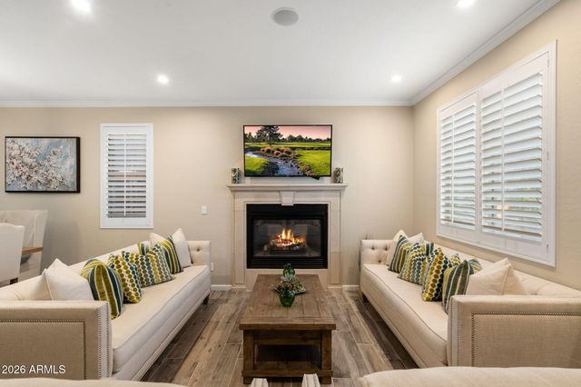 3729 E Robin Lane, Phoenix, AZ 85050