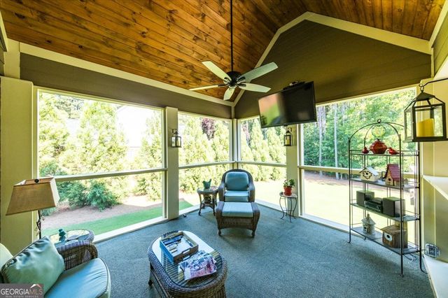 141 Hidden Lakes Drive, Gray, GA 31032