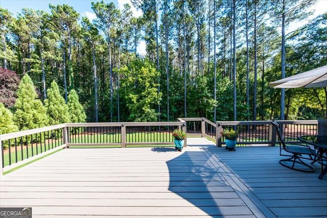 141 Hidden Lakes Drive, Gray, GA 31032