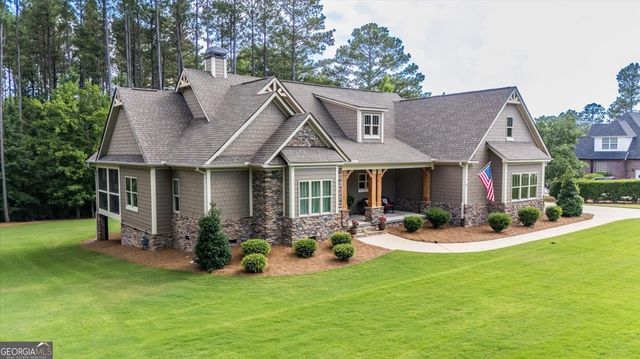 141 Hidden Lakes Drive, Gray, GA 31032
