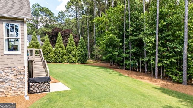 141 Hidden Lakes Drive, Gray, GA 31032