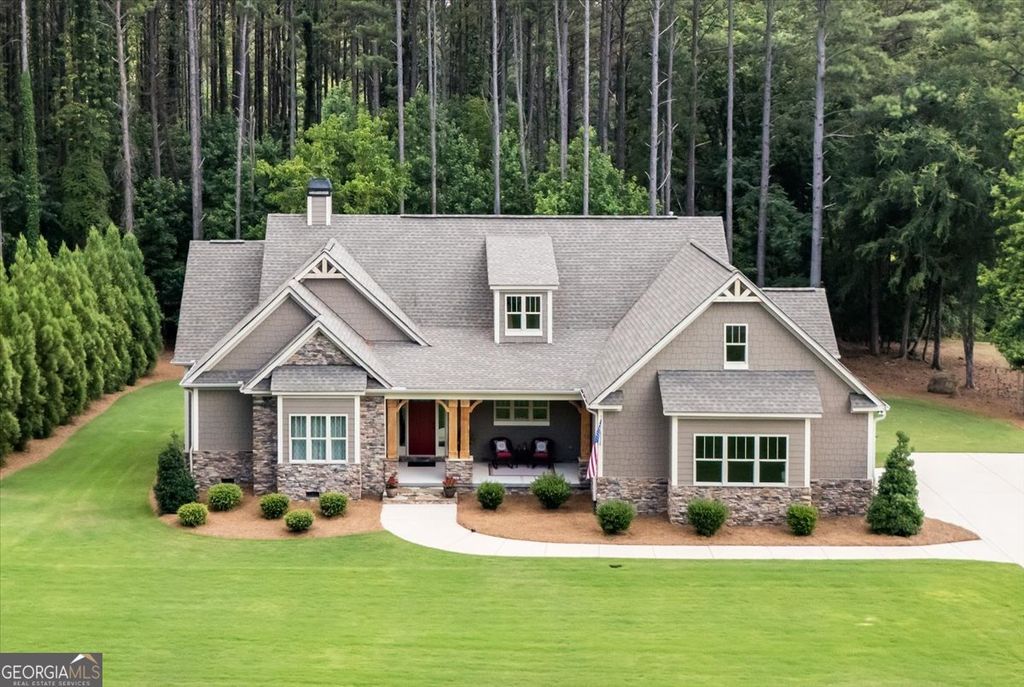 141 Hidden Lakes Drive, Gray, GA 31032