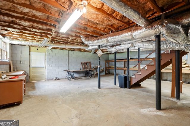 252 Angla Drive SE, Smyrna, GA 30082