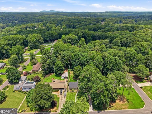 252 Angla Drive SE, Smyrna, GA 30082