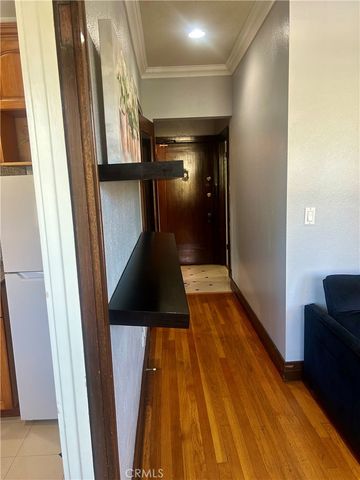 2121 James M Wood Boulevard 121, Los Angeles, CA 90006