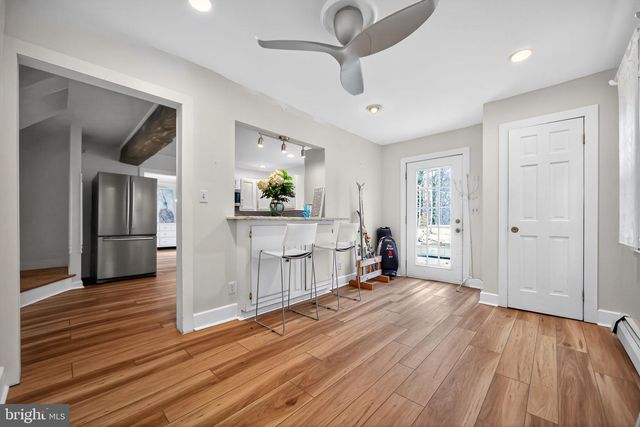 575 W VALLEY RD, Wayne, PA 19087