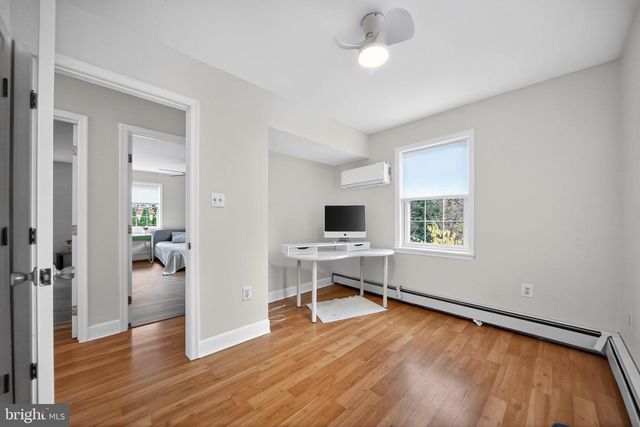 575 W VALLEY RD, Wayne, PA 19087