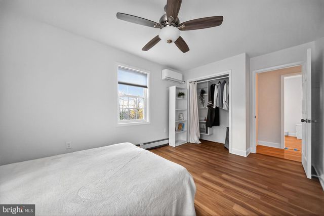 575 W VALLEY RD, Wayne, PA 19087