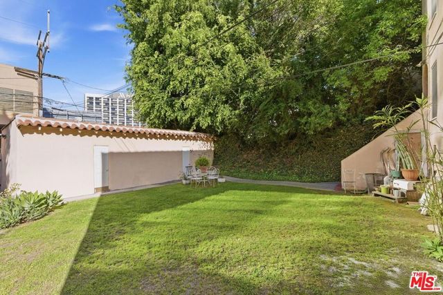 1232 Smithwood Drive, Los Angeles, CA 90035