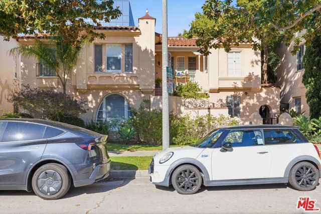 1232 Smithwood Drive, Los Angeles, CA 90035