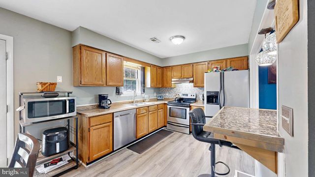 211 TAMMIE DR, Dover, DE 19904