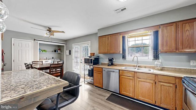 211 TAMMIE DR, Dover, DE 19904