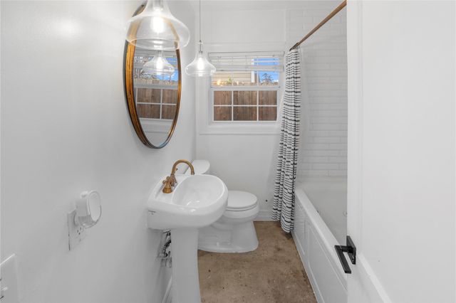 3714 Eagle Street, Houston, TX 77004