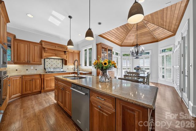 7550 Stonecroft Park Drive, Charlotte, NC 28226