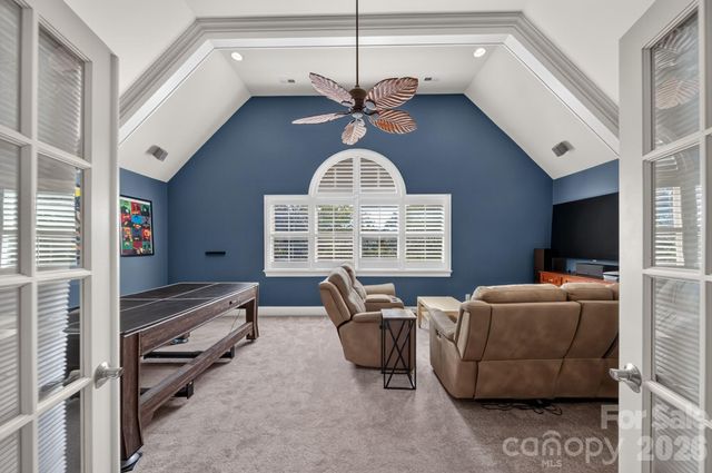 7550 Stonecroft Park Drive, Charlotte, NC 28226