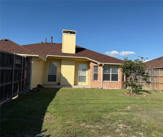 1401 Williams Creek, Mesquite, TX 75181