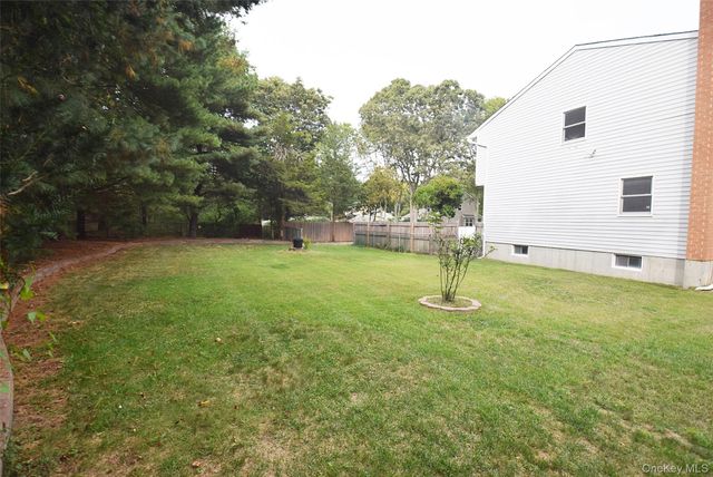 42 South Coleman Rd, Centereach, NY 11720