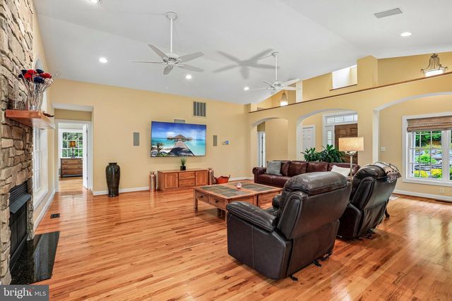 11275 RUM SPRINGS RD, Myersville, MD 21773