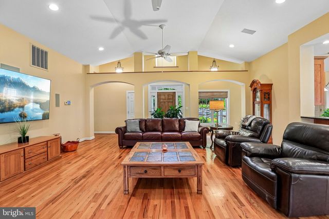 11275 RUM SPRINGS RD, Myersville, MD 21773