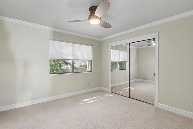 2002 University Park Dr, Sacramento, CA 95825
