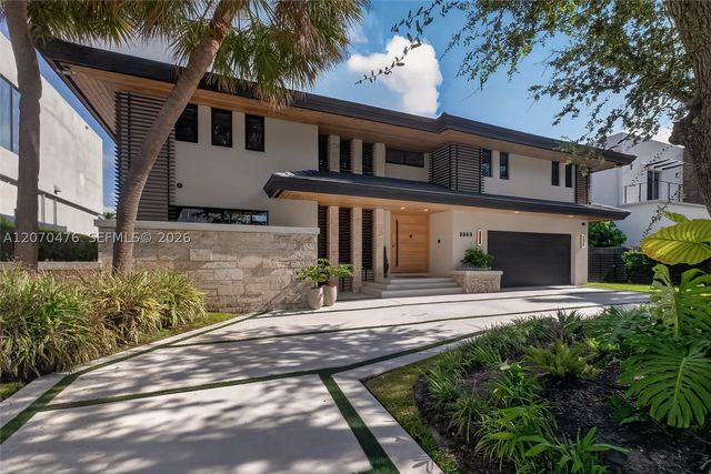 3343 NE 166th St, North Miami Beach, FL 33160