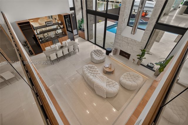 3343 NE 166th St, North Miami Beach, FL 33160