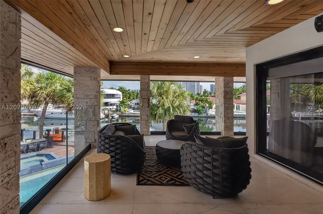 3343 NE 166th St, North Miami Beach, FL 33160